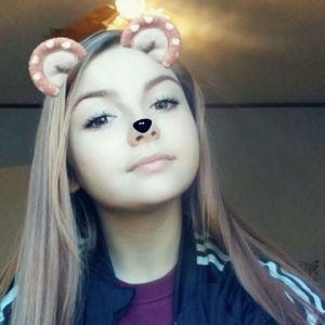 Meet your Posher, Rayven